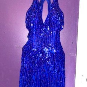 Mac Duggal Sleeveless Sequin Embellished Blue Gown With Cut-out Back